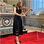Studentessa del Conservatorio offre lezioni di violino per studenti di tutte le età.